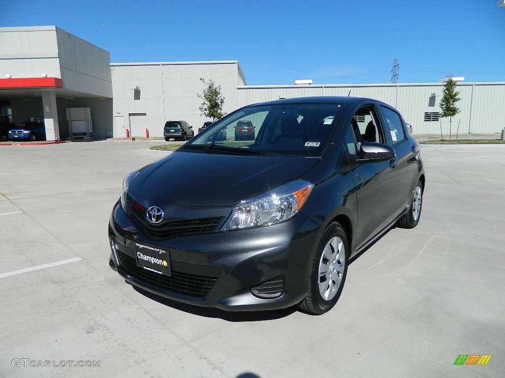 2012 Yaris LE 5 Door - Magnetic Gray Metallic / Ash Gray photo #1