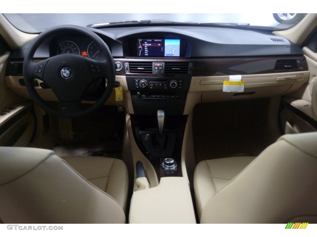 2011 BMW 3 Series 328i xDrive Sedan Beige Dashboard Photo #59534842