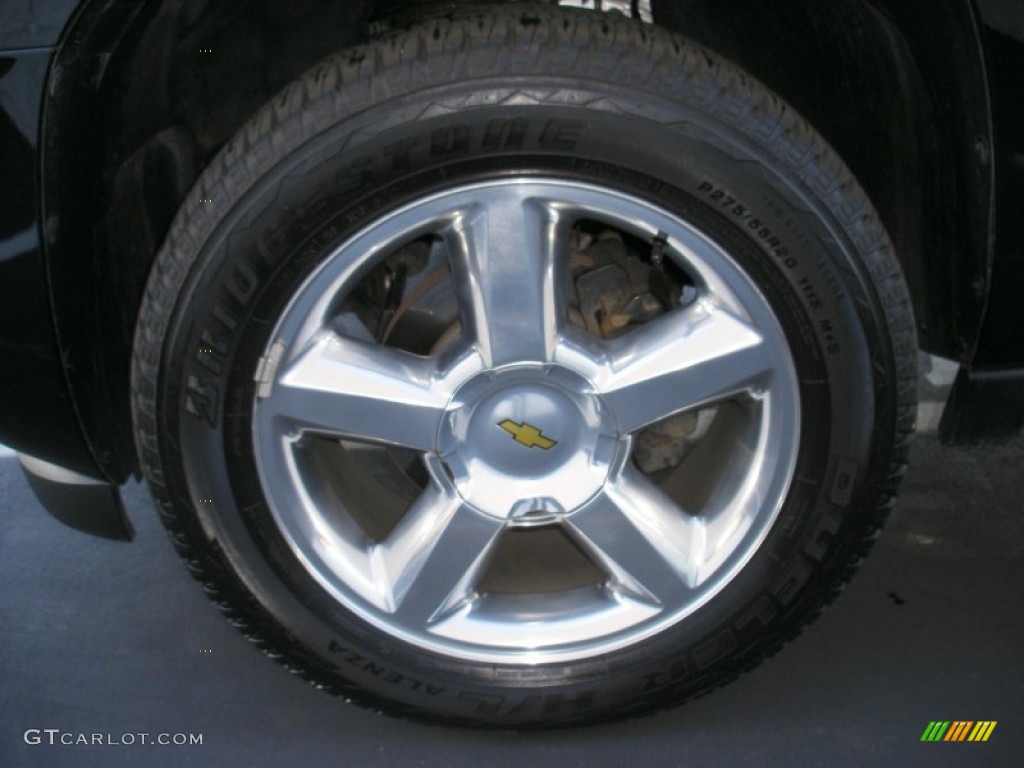 2011 Chevrolet Suburban LT 4x4 Wheel Photos