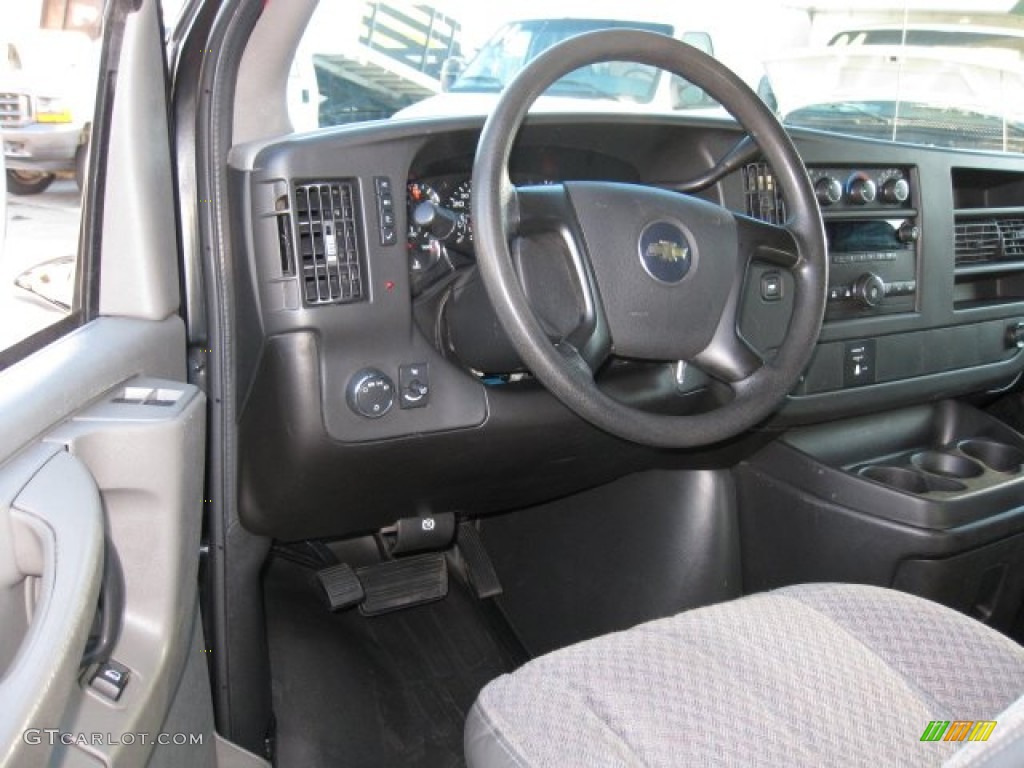 2008 Chevrolet Express 2500 Cargo Van Medium Pewter Dashboard Photo #59539222