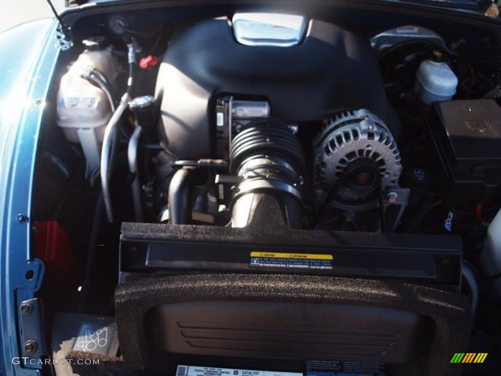 2005 Chevrolet SSR Standard SSR Model 6.0 Liter OHV 16-Valve V8 Engine Photo #59539792