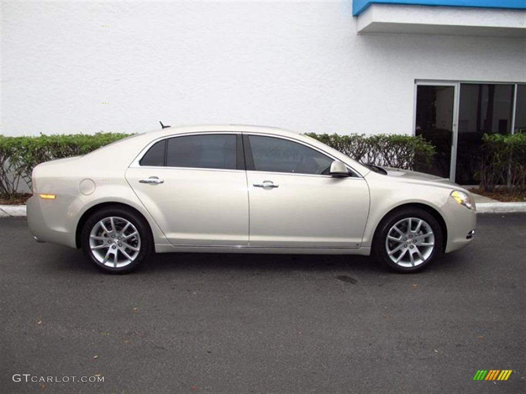 Gold Mist Metallic 2010 Chevrolet Malibu LTZ Sedan Exterior Photo #59542155