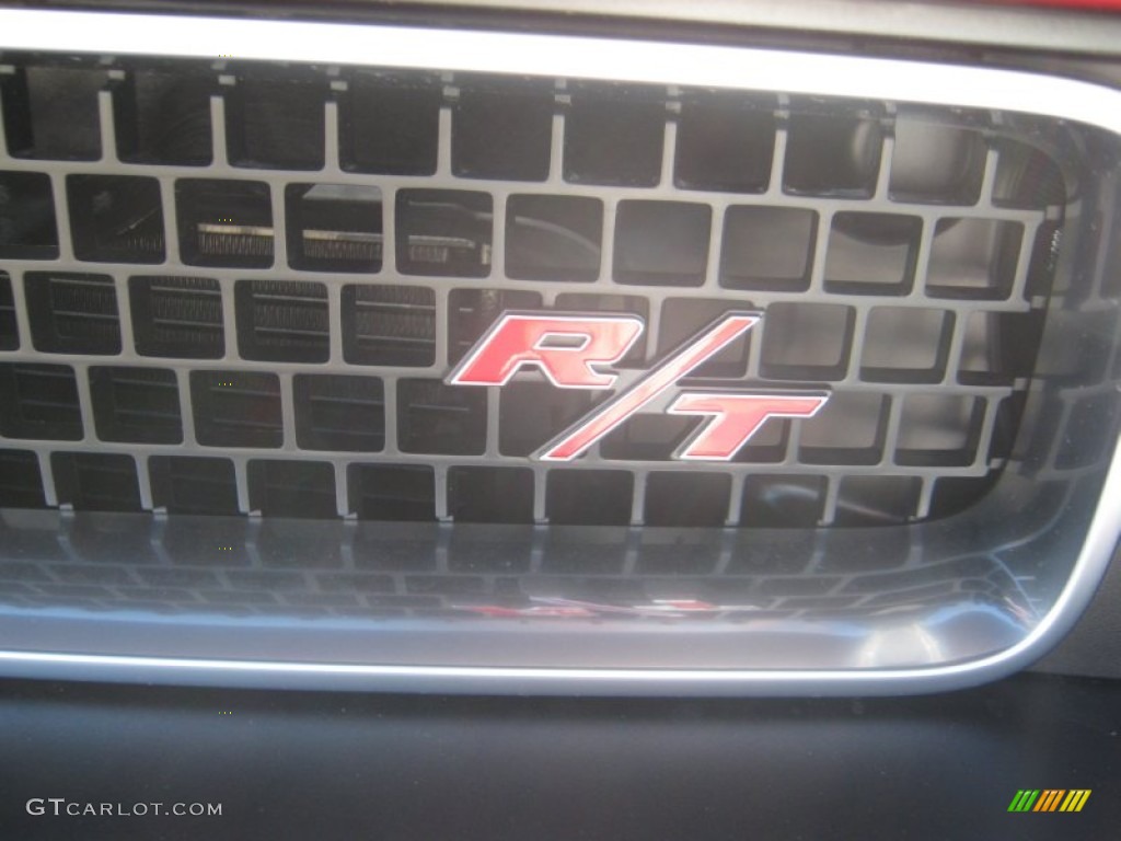 2012 Dodge Challenger R/T Plus Marks and Logos Photos