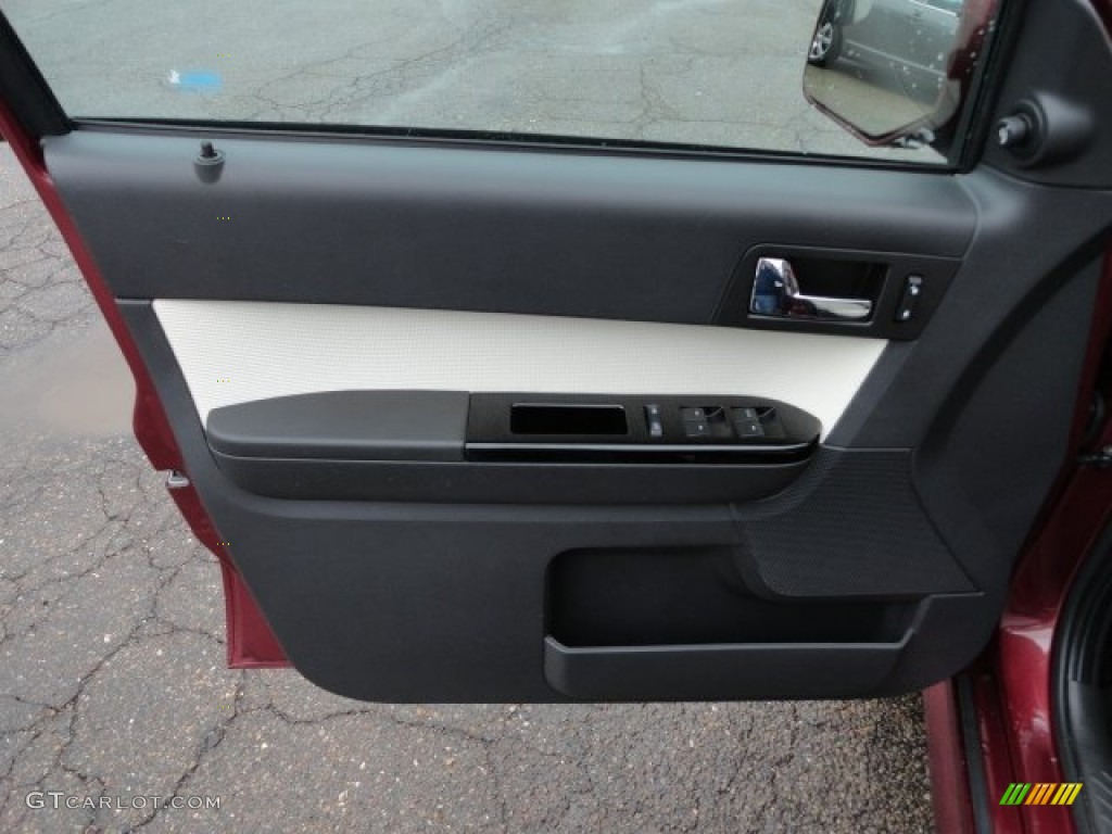 2010 Mercury Mariner V6 Premier 4WD Voga Package Voga Cashmere/Ash Door Panel Photo #59549667