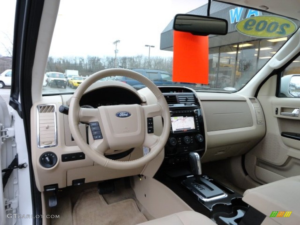 2009 Ford Escape Limited 4WD Dashboard Photos