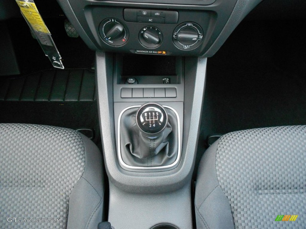 2012 Volkswagen Jetta S Sedan 5 Speed Manual Transmission Photo #59550519