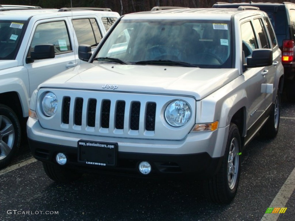 2012 Patriot Sport 4x4 - Bright Silver Metallic / Dark Slate Gray photo #1