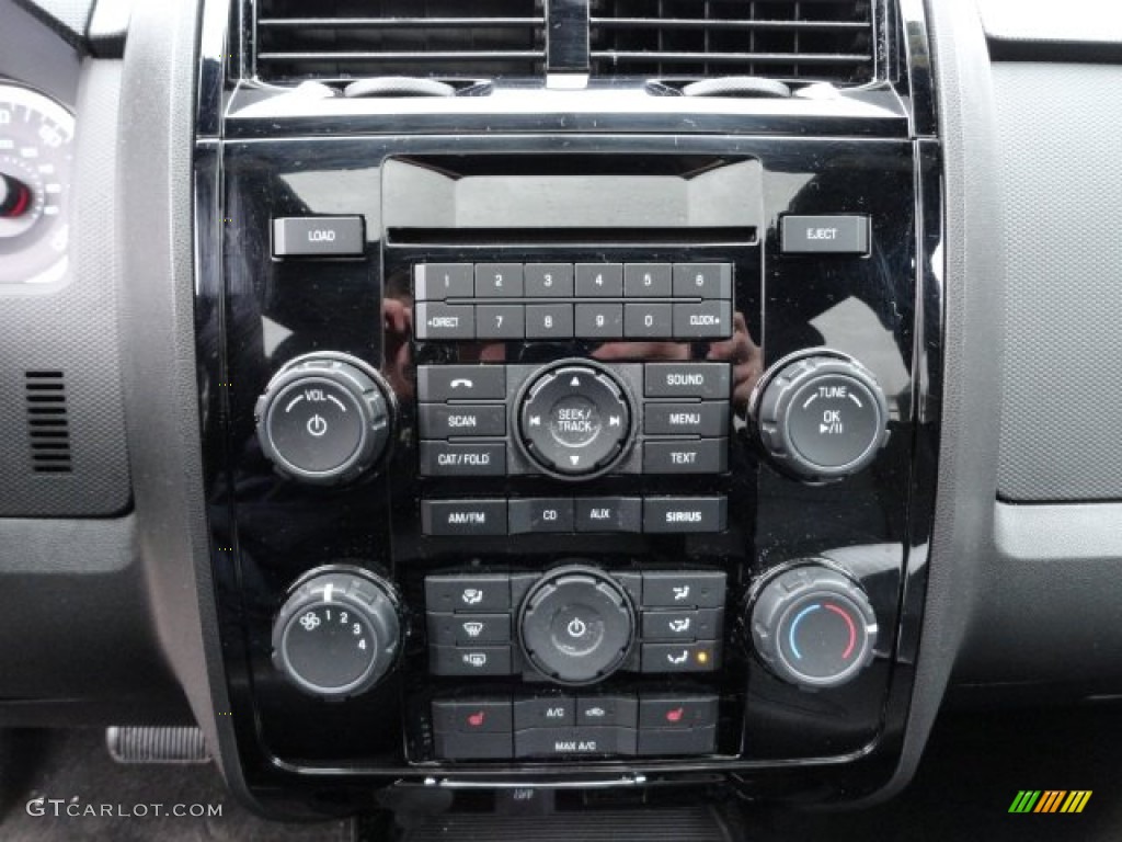 2011 Ford Escape XLT Sport 4WD Controls Photos