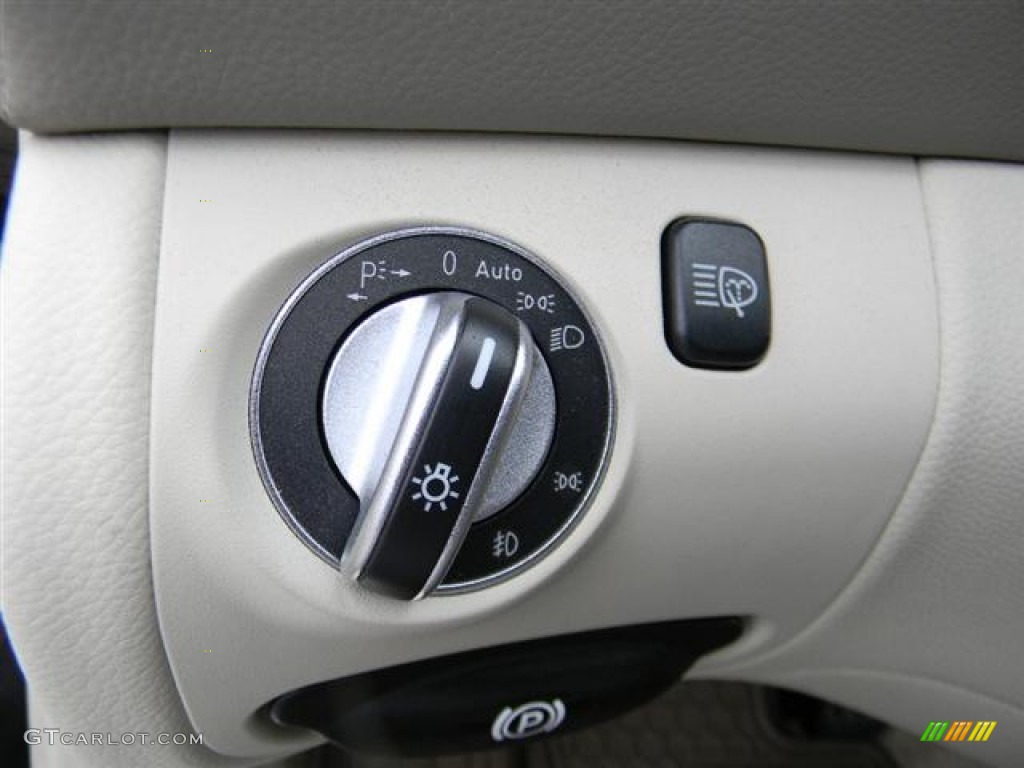 2011 Mercedes-Benz SL 550 Roadster Controls Photo #59552805