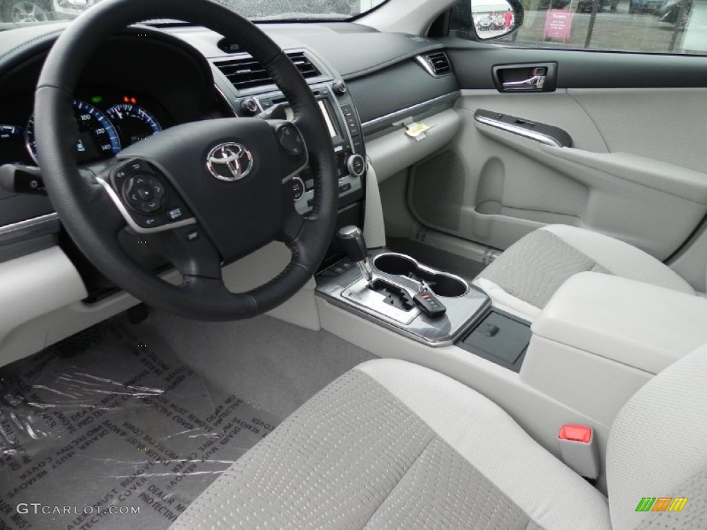 Ash Interior 2012 Toyota Camry Hybrid XLE Photo #59554821