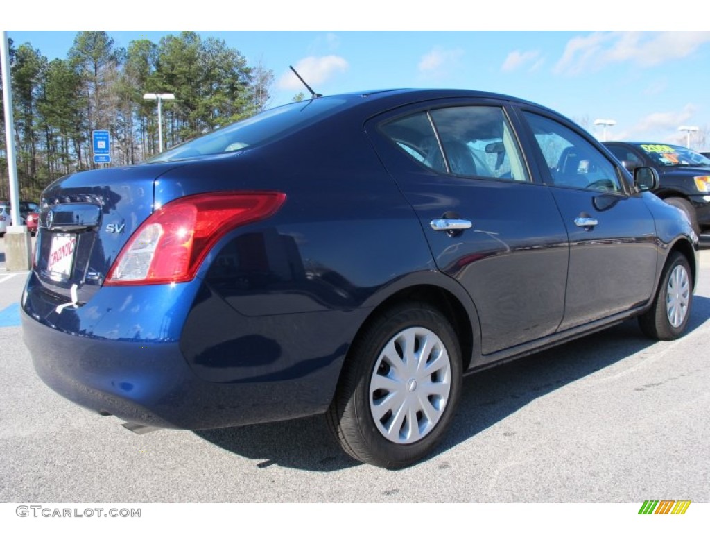 2012 Versa 1.6 SV Sedan - Blue Onyx Metallic / Sandstone photo #4