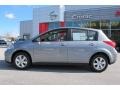 Magnetic Gray Metallic - Versa 1.8 S Hatchback Photo No. 2