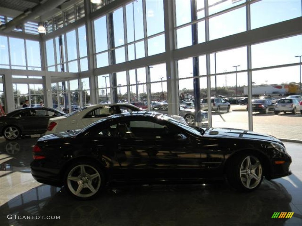 2012 SL 550 Roadster - designo Mocha Black Metallic / designo Sand photo #4