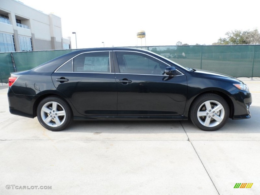 2012 Camry SE - Attitude Black Metallic / Black photo #2