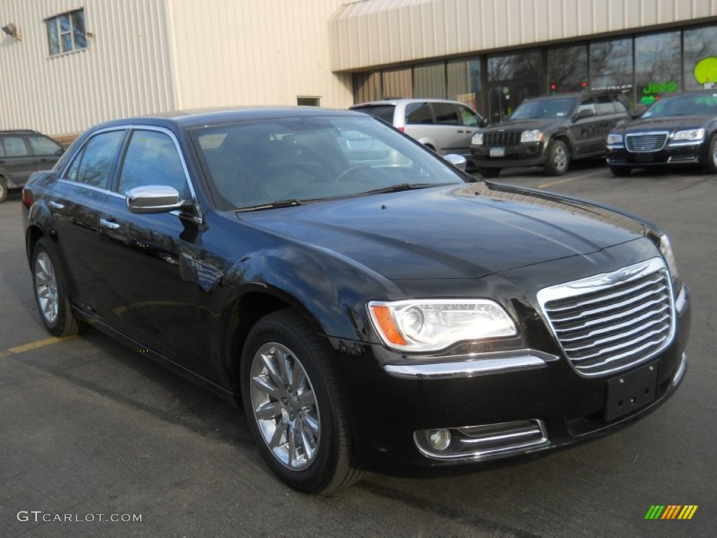 Brilliant Black Crystal Pearl 2011 Chrysler 300 Limited Exterior Photo #59562687