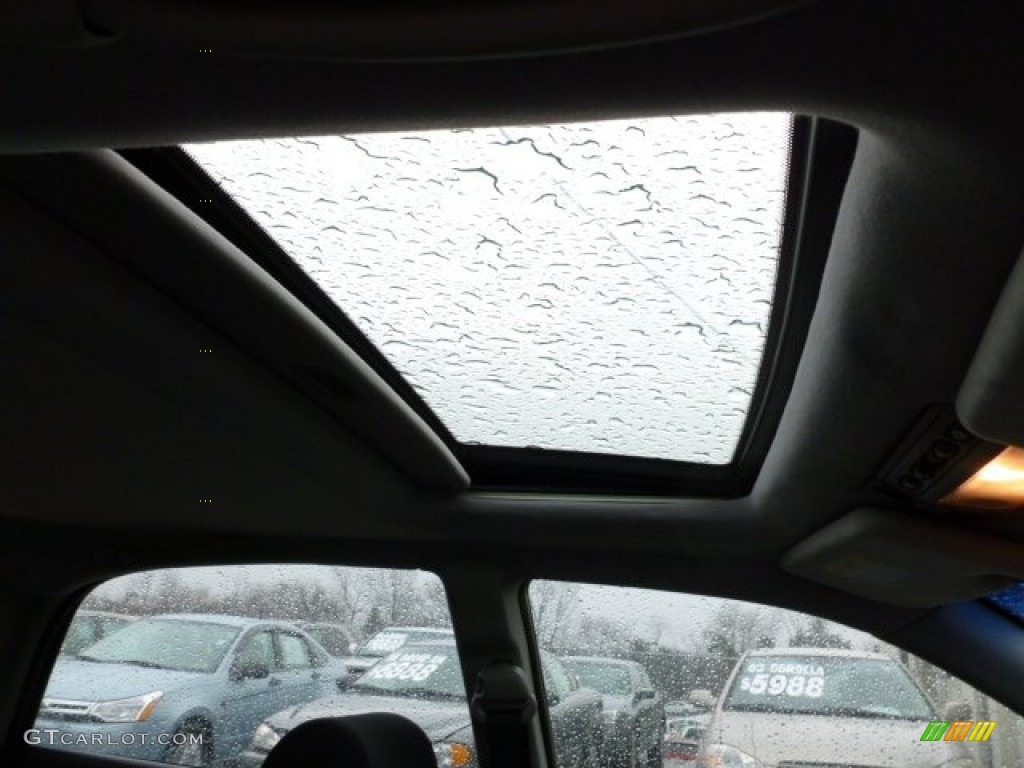 2003 Mitsubishi Diamante VR-X Sedan Sunroof Photos