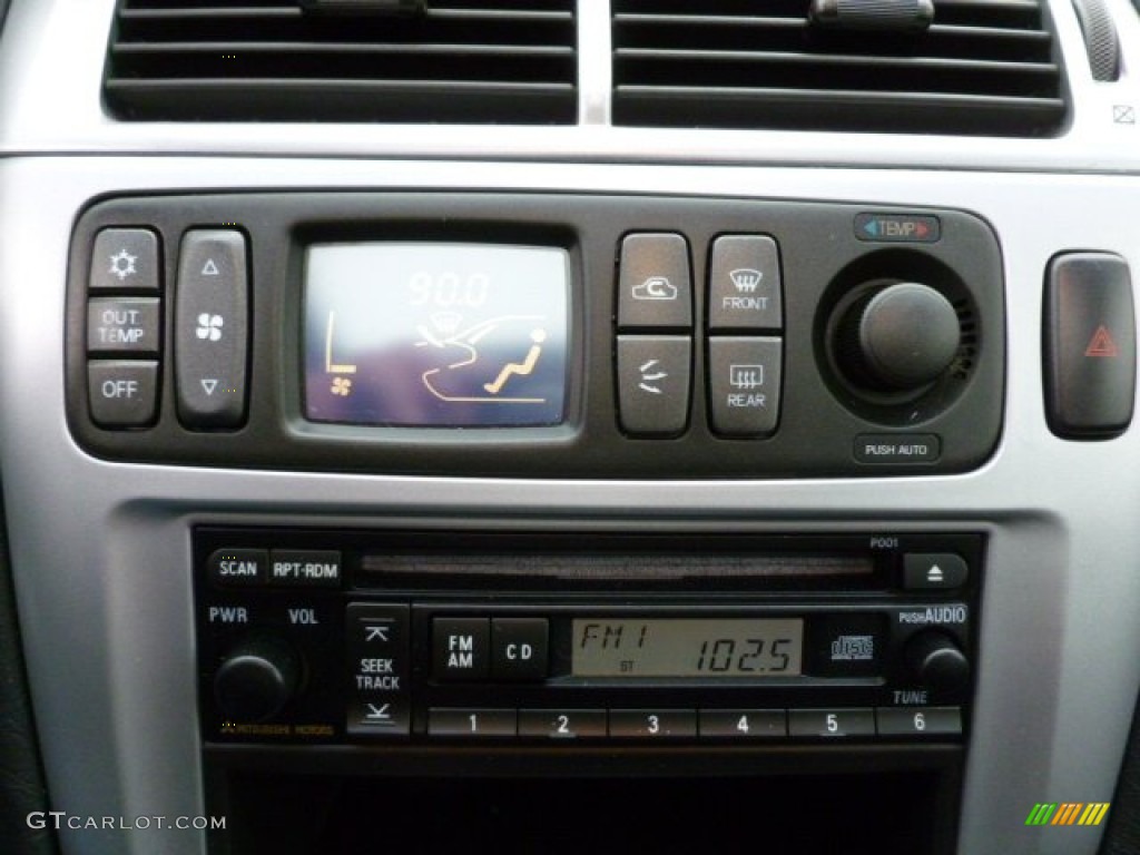2003 Mitsubishi Diamante VR-X Sedan Controls Photos