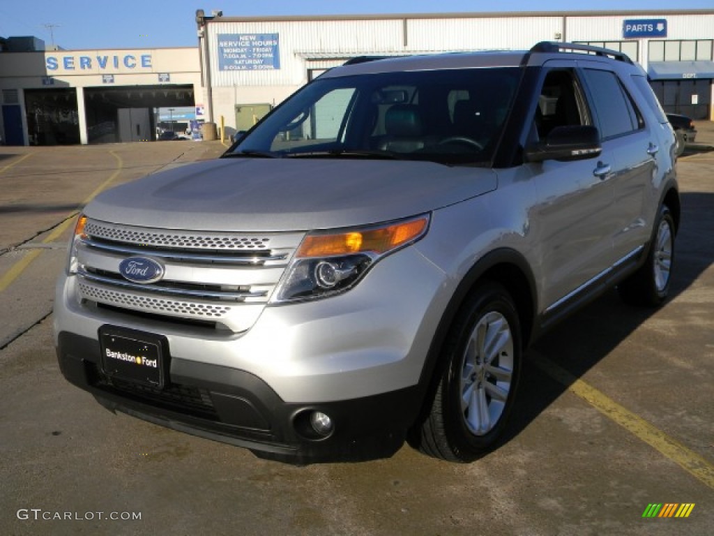 Sterling Grey Metallic Ford Explorer