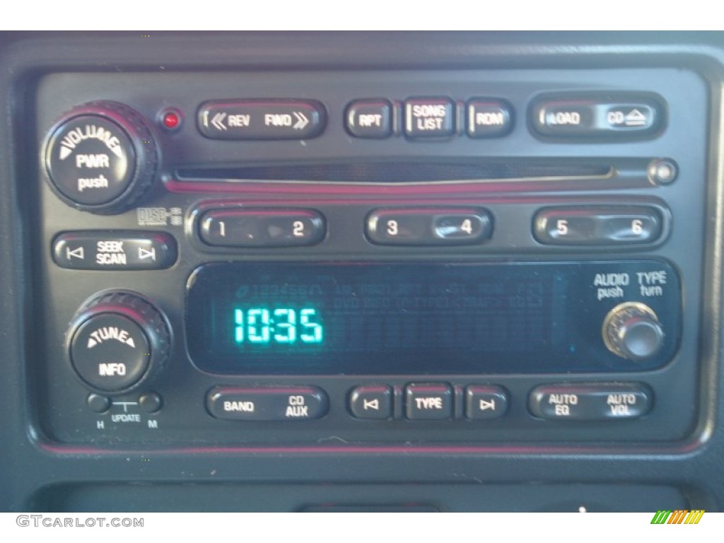 2006 GMC Sierra 2500HD SLT Extended Cab 4x4 Plow Truck Audio System Photo #59568372
