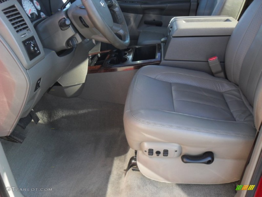 Khaki Interior 2008 Dodge Ram 2500 Laramie Quad Cab 4x4 Photo #59568777