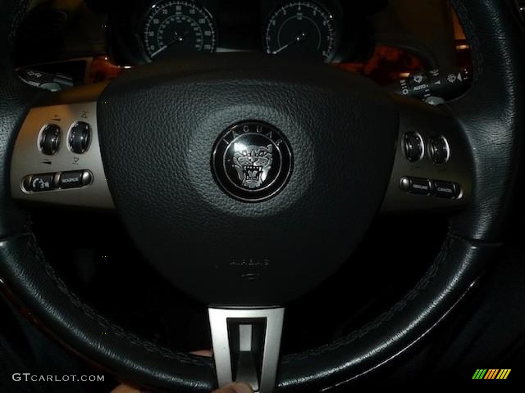 2007 XK XK8 Coupe - Salsa Red / Charcoal photo #18