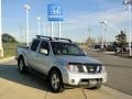 2007 Radiant Silver Nissan Frontier LE Crew Cab  photo #2