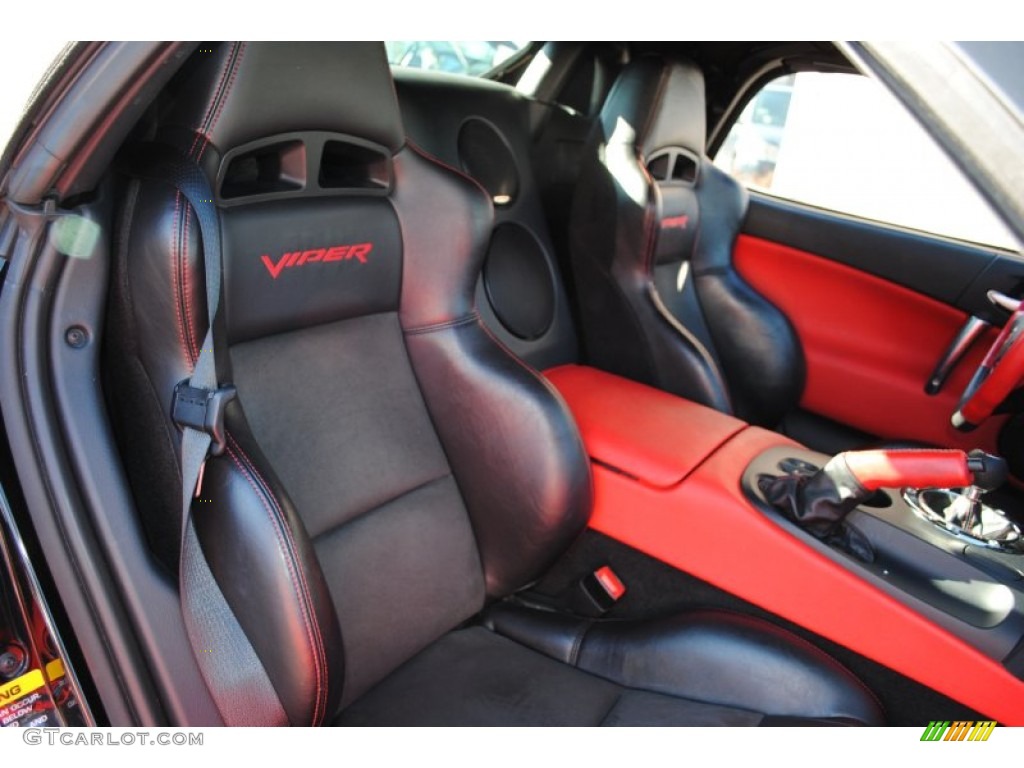 Black/Red Interior 2004 Dodge Viper SRT-10 Photo #59572185