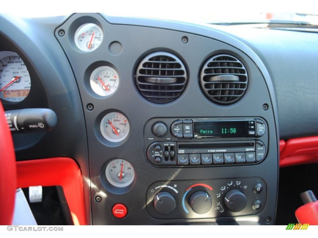 2004 Dodge Viper SRT-10 Controls Photo #59572197
