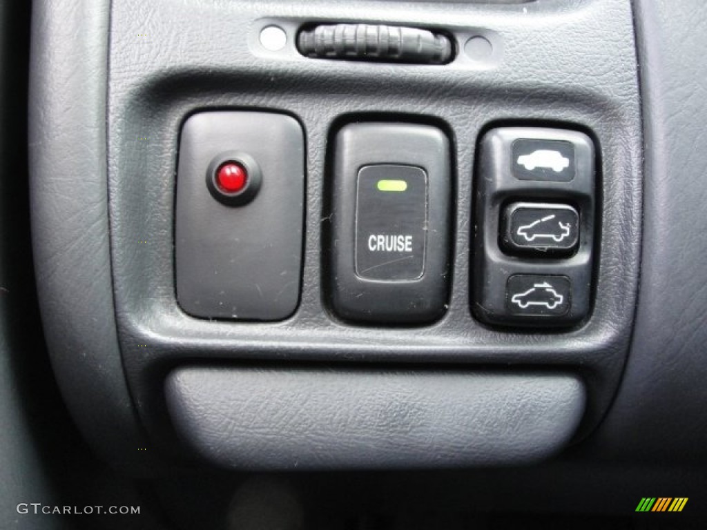 2002 Honda Accord SE Coupe Controls Photo #59573658