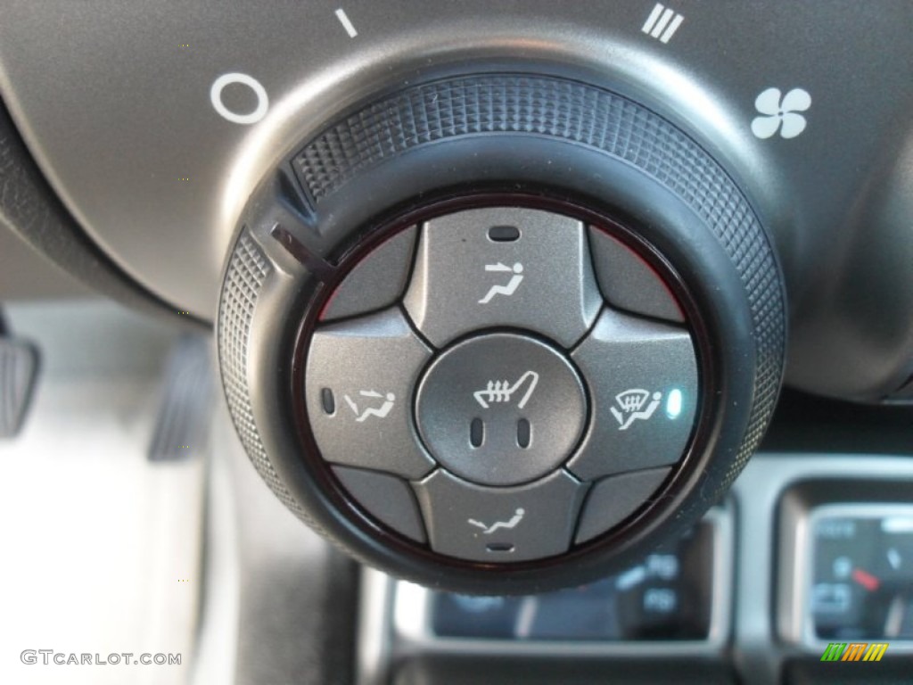 2012 Chevrolet Camaro LT/RS Convertible Controls Photo #59574258