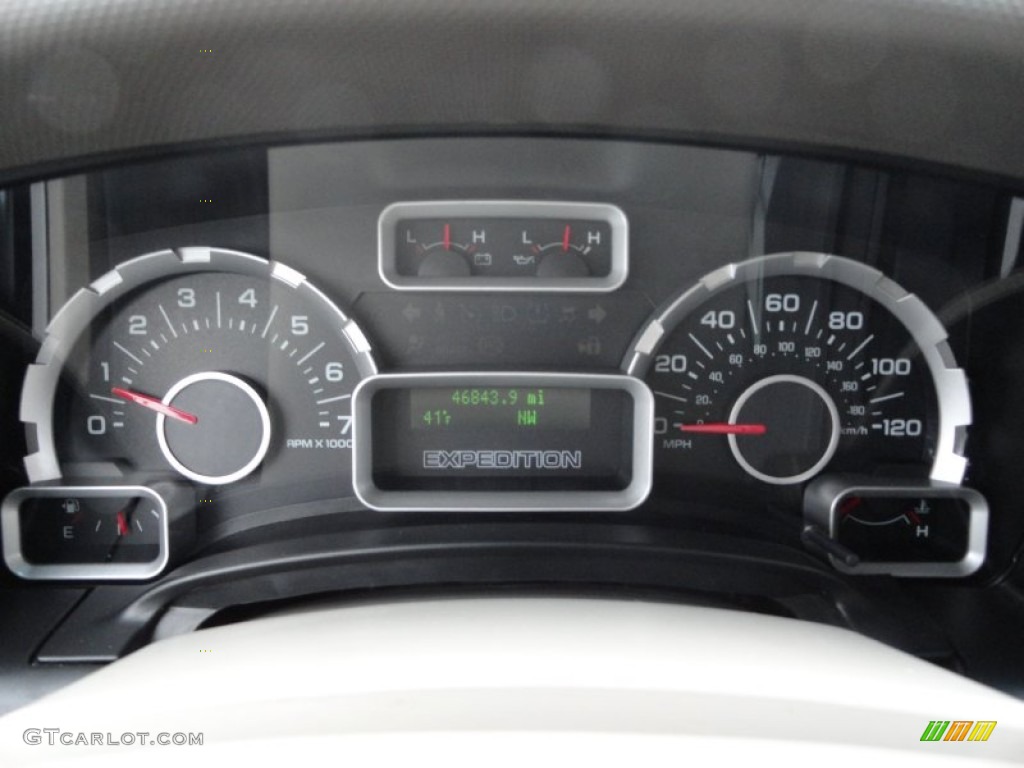 2010 Ford Expedition EL XLT 4x4 Gauges Photos
