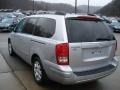 2007 Stardust Silver Hyundai Entourage GLS  photo #4