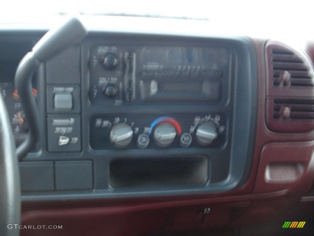 1998 C/K K1500 Regular Cab 4x4 - Dark Carmine Red Metallic / Red photo #11