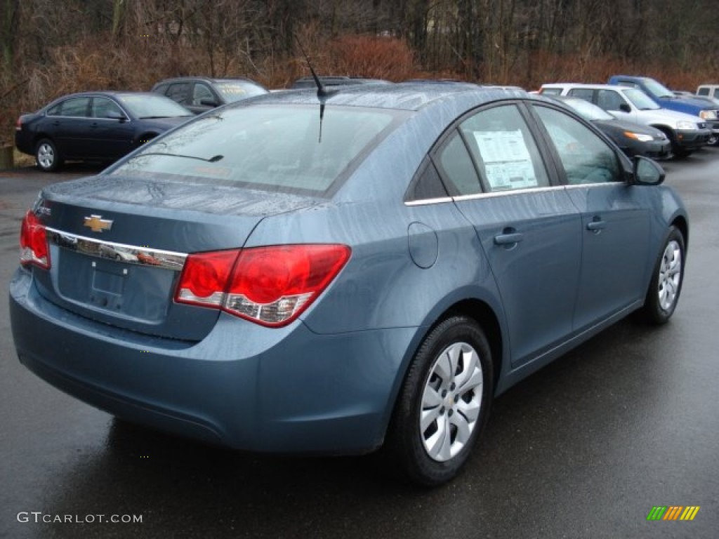 2012 Cruze LS - Blue Granite Metallic / Jet Black/Medium Titanium photo #8