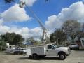 Oxford White 2001 Ford F450 Super Duty XL Regular Cab Bucket Truck Exterior
