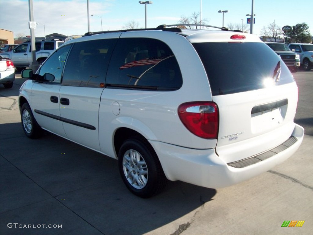 2004 Grand Caravan SE - Stone White / Medium Slate Gray photo #16