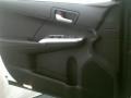 Super White - Camry SE Photo No. 10