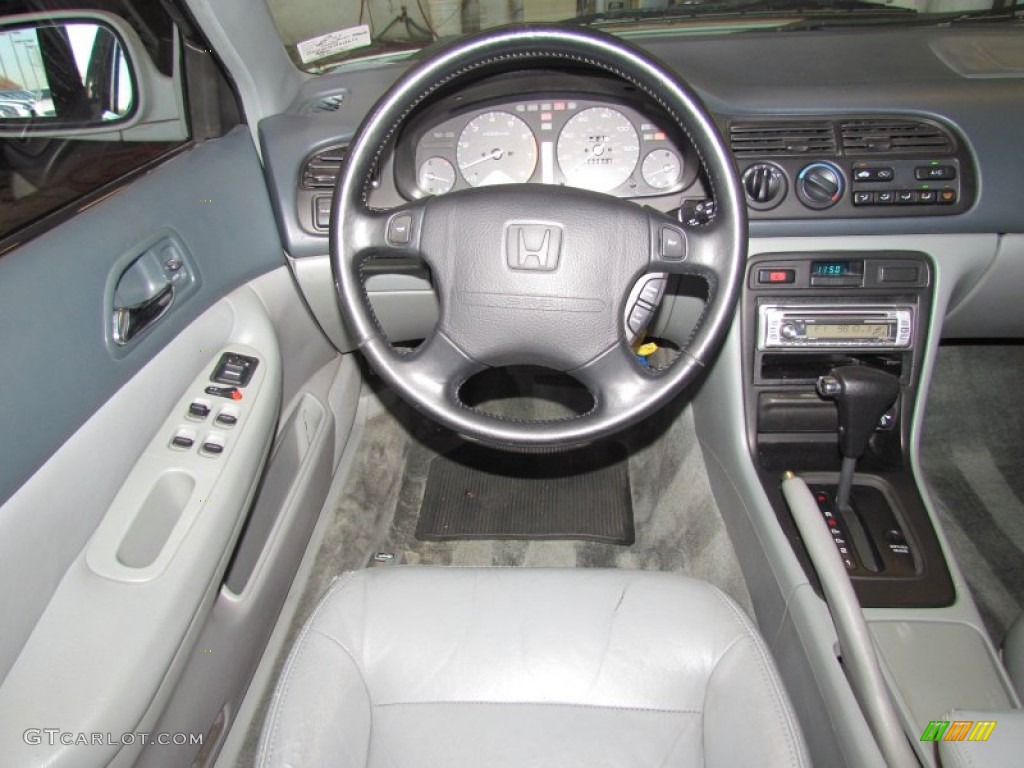 1996 Honda Accord EX V6 Sedan Dashboard Photos