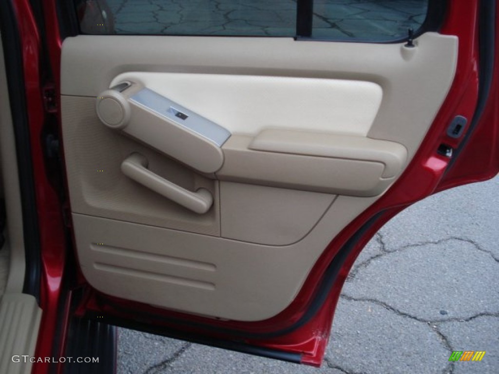 2007 Mountaineer Premier AWD - Vivid Red / Camel photo #19