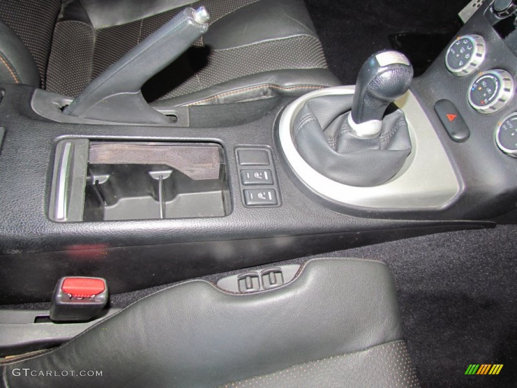 2006 350Z Touring Roadster - Redline / Charcoal Leather photo #16