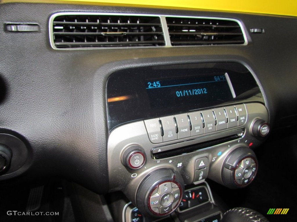 2011 Chevrolet Camaro LT/RS Coupe Controls Photo #59582652