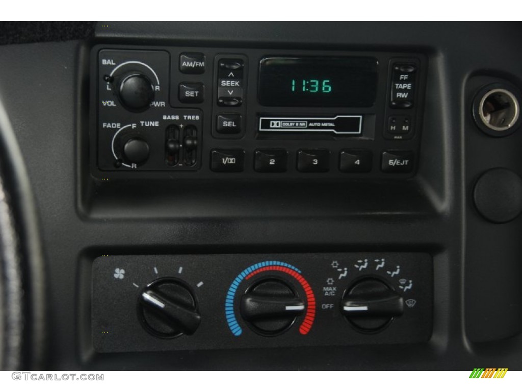 2003 Dodge Ram Van 1500 Cargo Audio System Photos