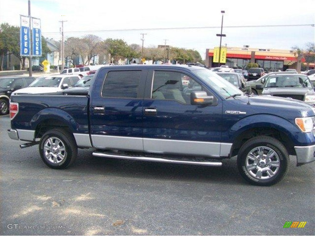 2010 F150 XLT SuperCrew - Dark Blue Pearl Metallic / Medium Stone photo #2