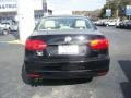 Black - Jetta SE Sedan Photo No. 4