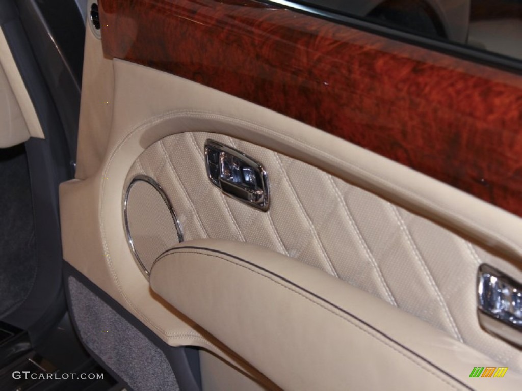 2009 Bentley Brooklands Standard Brooklands Model Door Panel Photos