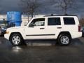 Stone White - Commander 4x4 Photo No. 1