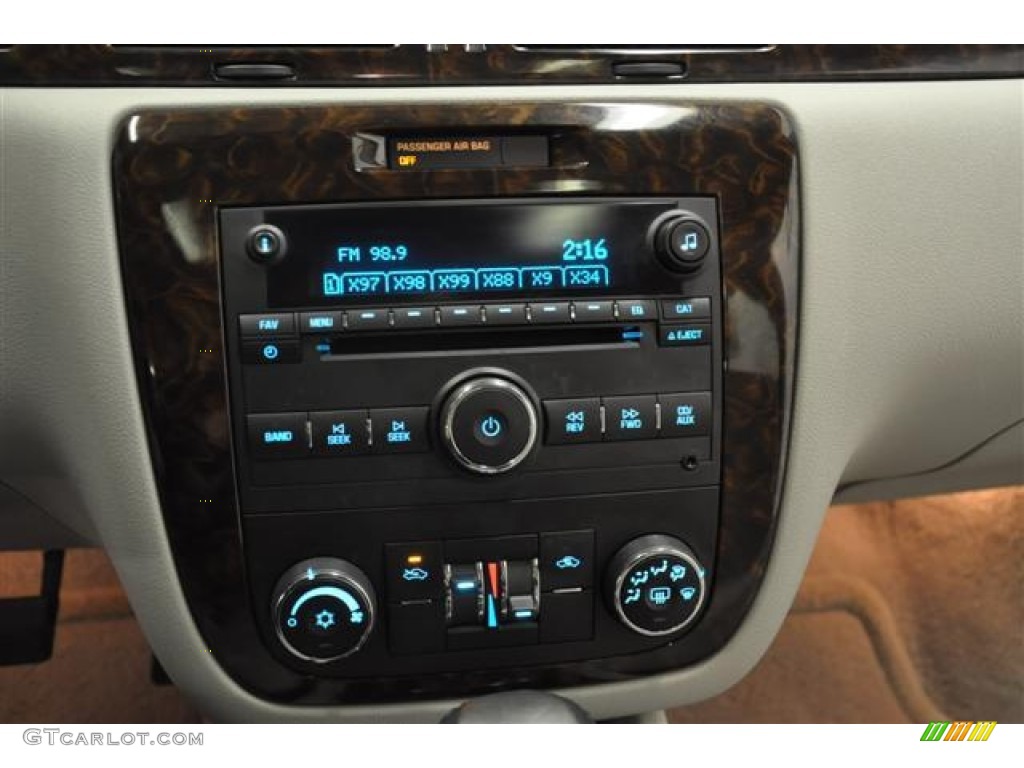 2012 Chevrolet Impala LT Controls Photo #59595042