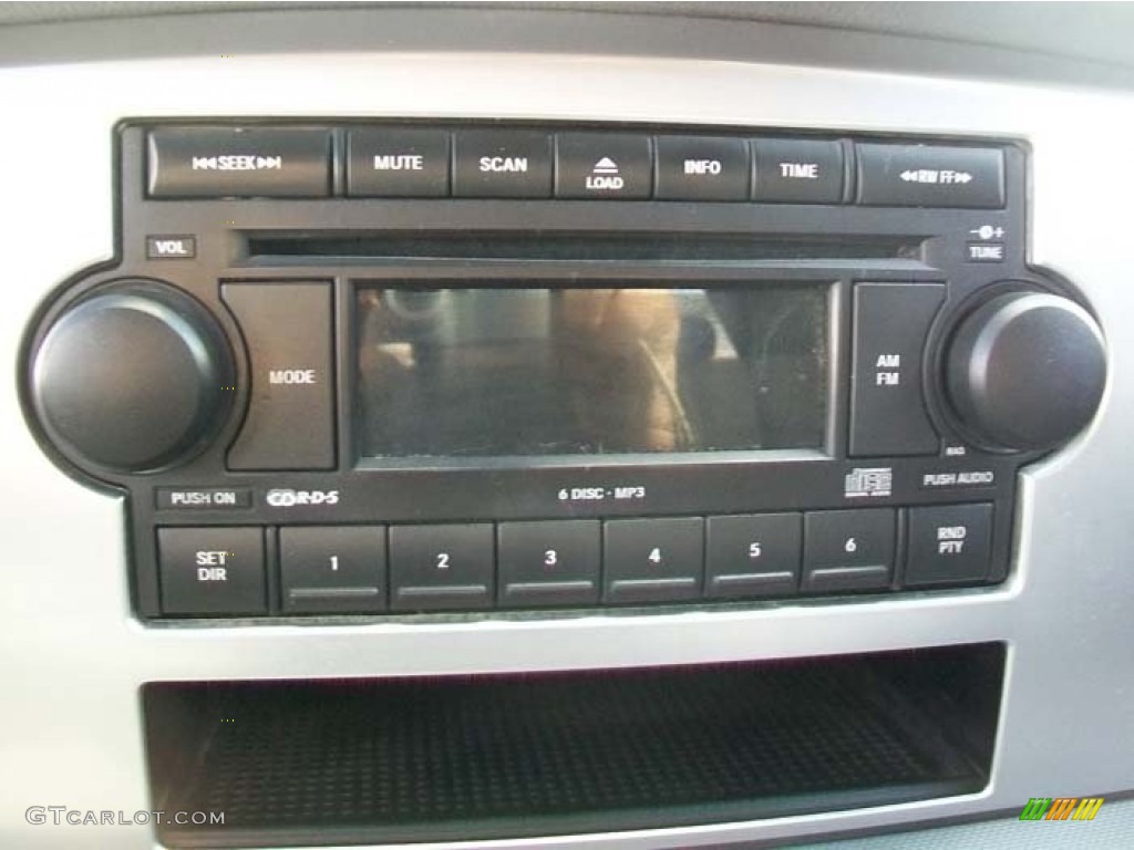 2007 Dodge Ram 2500 SLT Mega Cab 4x4 Audio System Photo #59596116