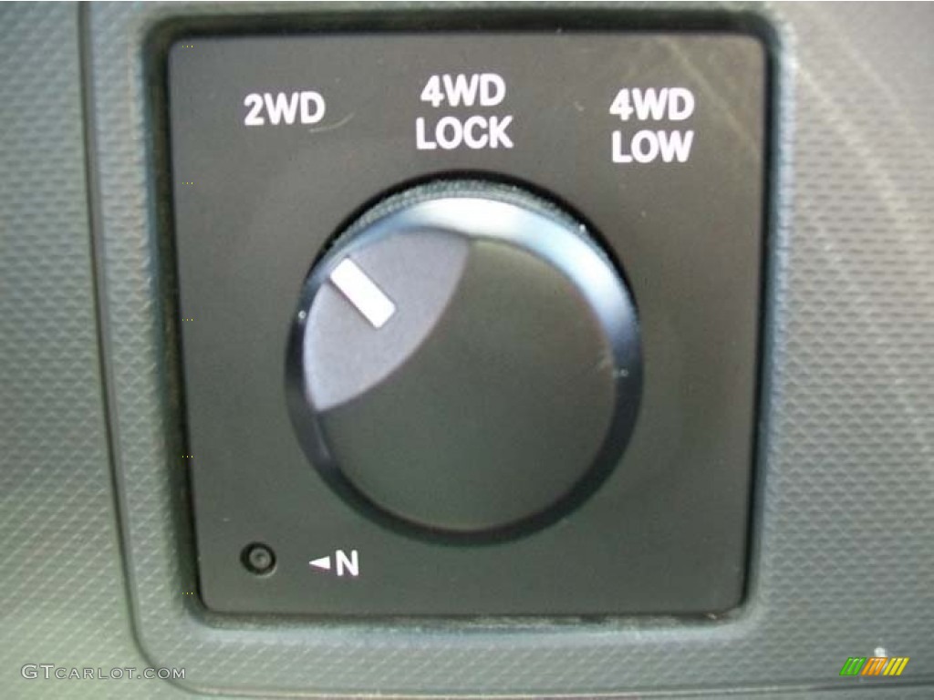 2007 Dodge Ram 2500 SLT Mega Cab 4x4 Controls Photo #59596134