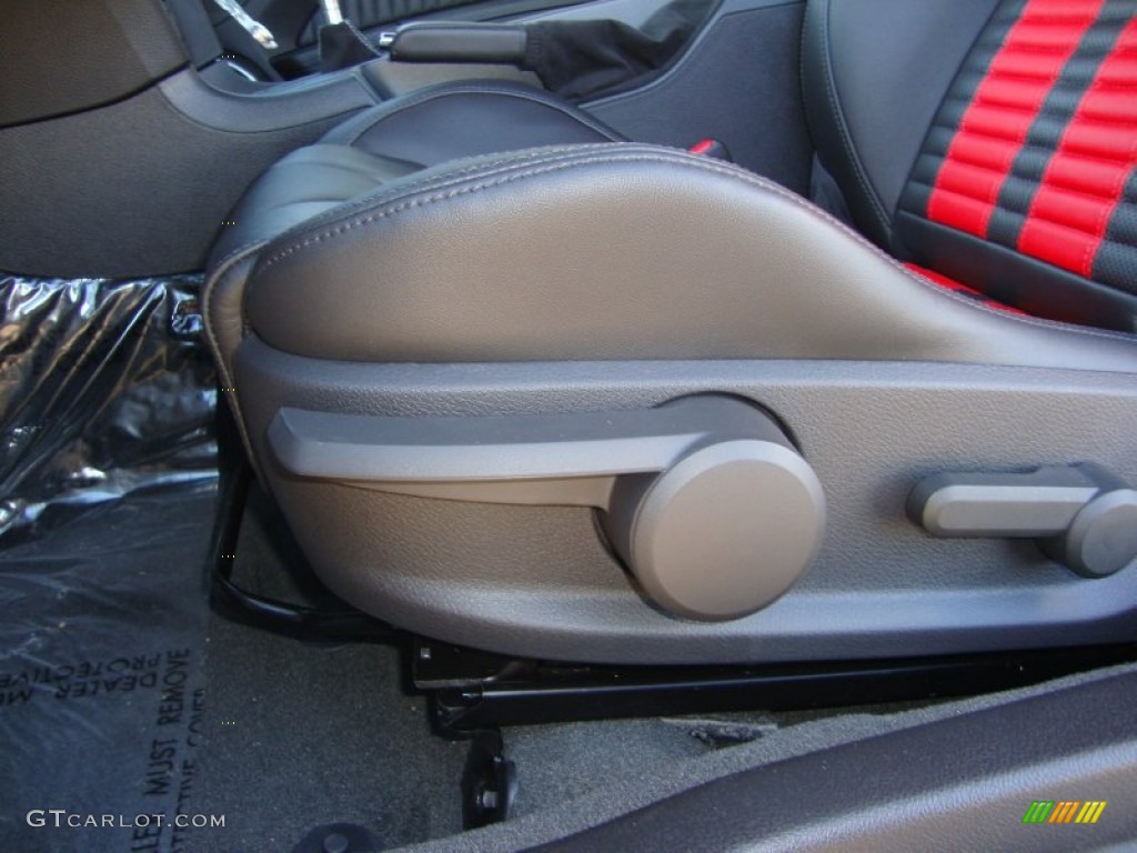 2012 Mustang Shelby GT500 SVT Performance Package Coupe - Ingot Silver Metallic / Charcoal Black/Red Recaro Sport Seats photo #34